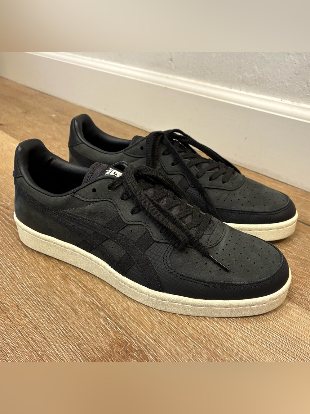 Onitsuka Tiger GSM SD Sneakers In A Black-on-Black Men’s Size US 9 EU 42.5 27cm
